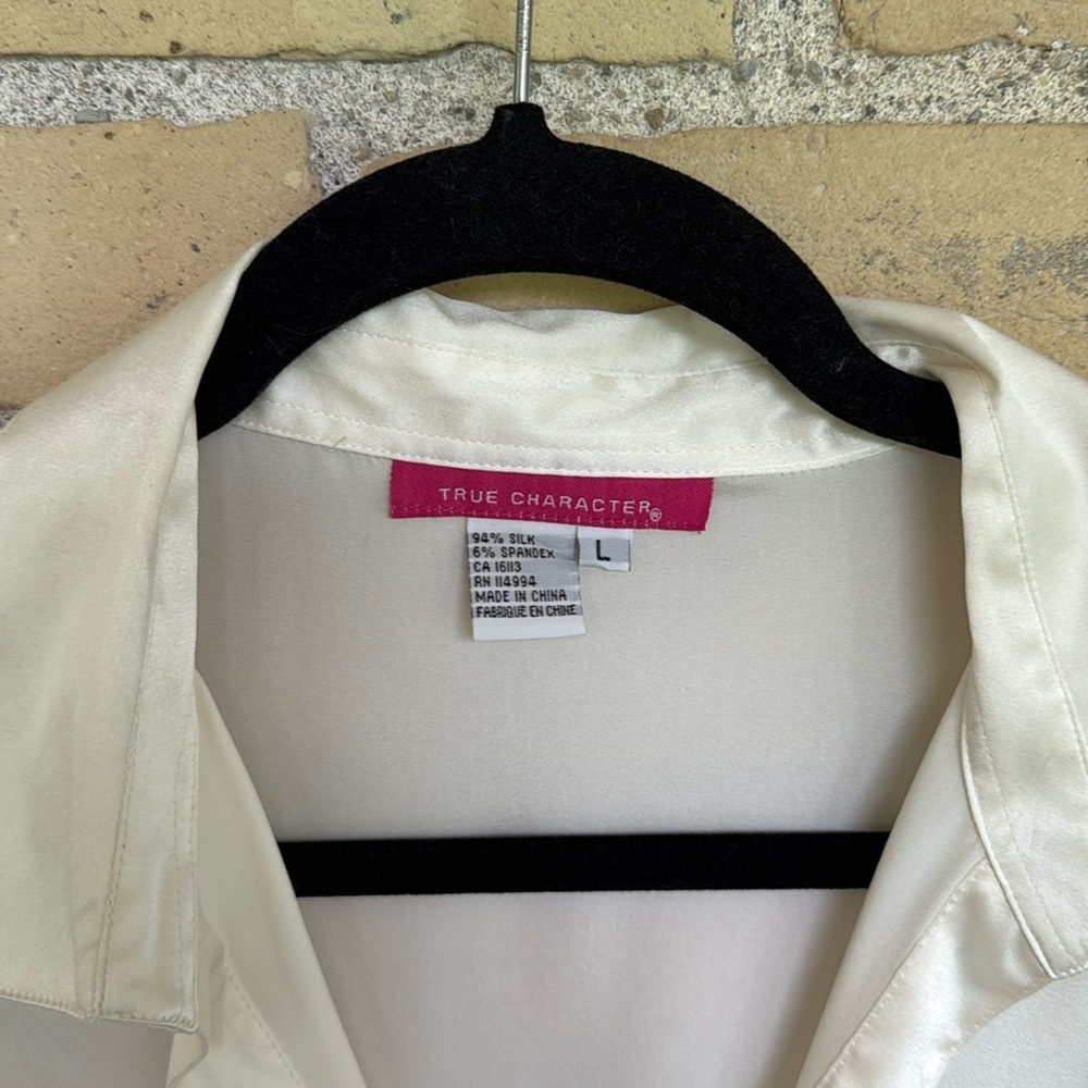 True Character Elegant Cream Silk Button-Up Blouse - Picture 2 of 3